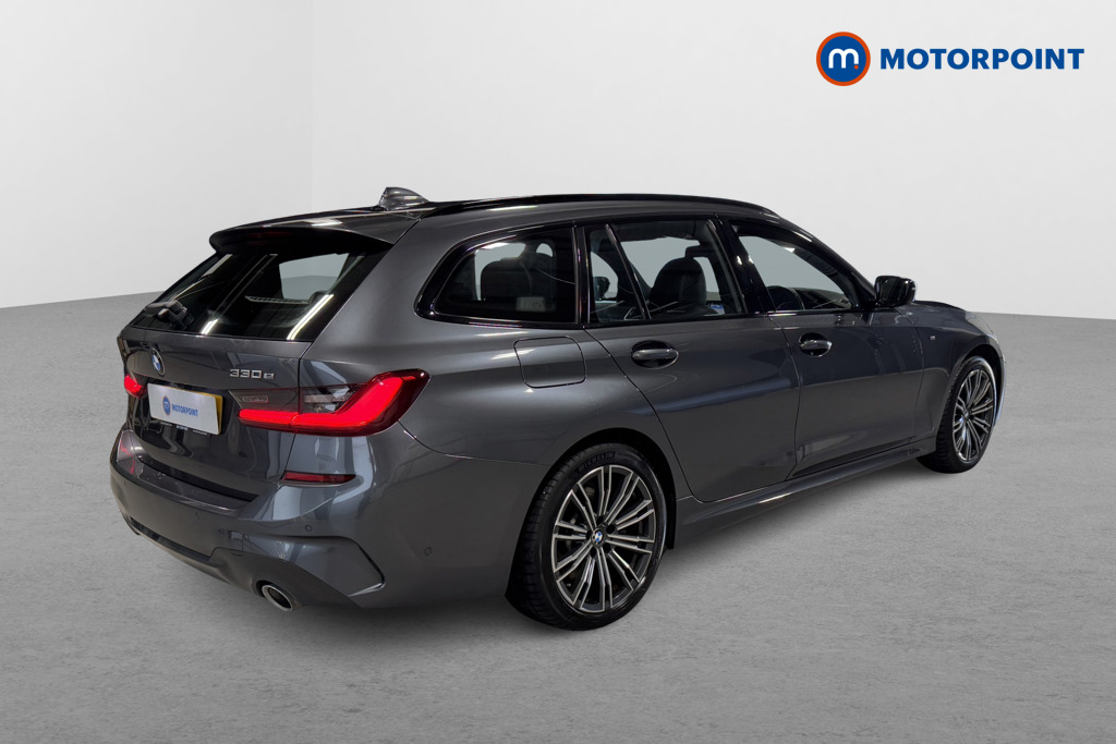 BMW 3 Series M Sport Automatic Petrol Plug-In Hybrid Estate - Stock Number (1572907) - Drivers side rear corner