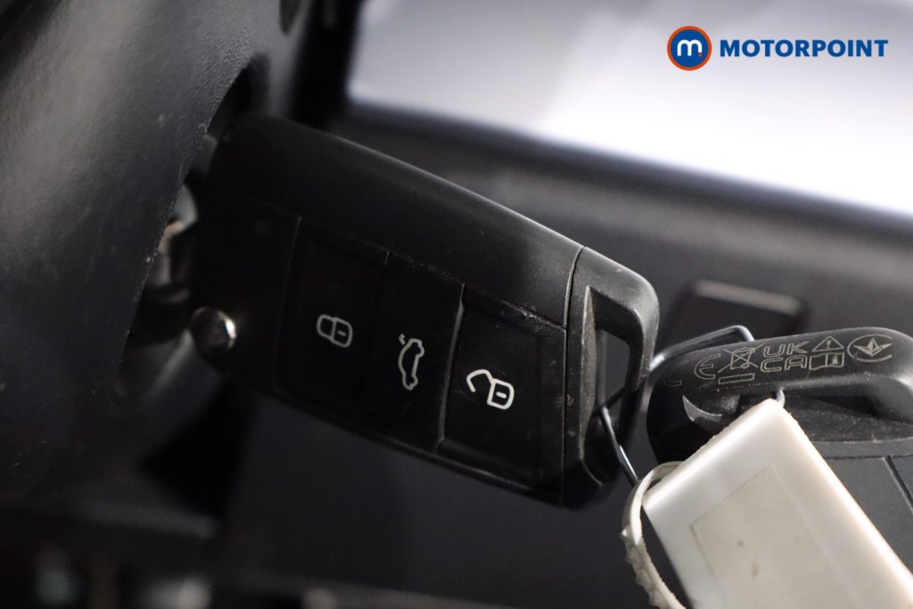 Seat Arona FR Manual Petrol SUV - Stock Number (1576294) - 13th supplementary image