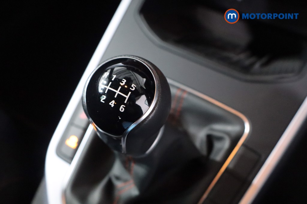 Seat Arona FR Manual Petrol SUV - Stock Number (1576294) - 14th supplementary image