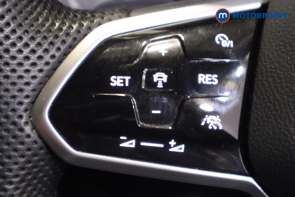 Volkswagen Golf GTI Automatic Petrol Hatchback - Stock Number (1576734) - 17th supplementary image