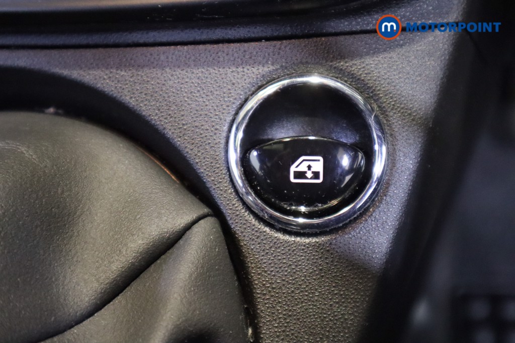 Fiat 500 Launch Edition Manual Petrol Hatchback - Stock Number (1576783) - 21st supplementary image