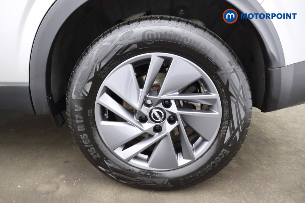 Nissan Qashqai Acenta Premium Automatic Petrol SUV - Stock Number (1577538) - 19th supplementary image