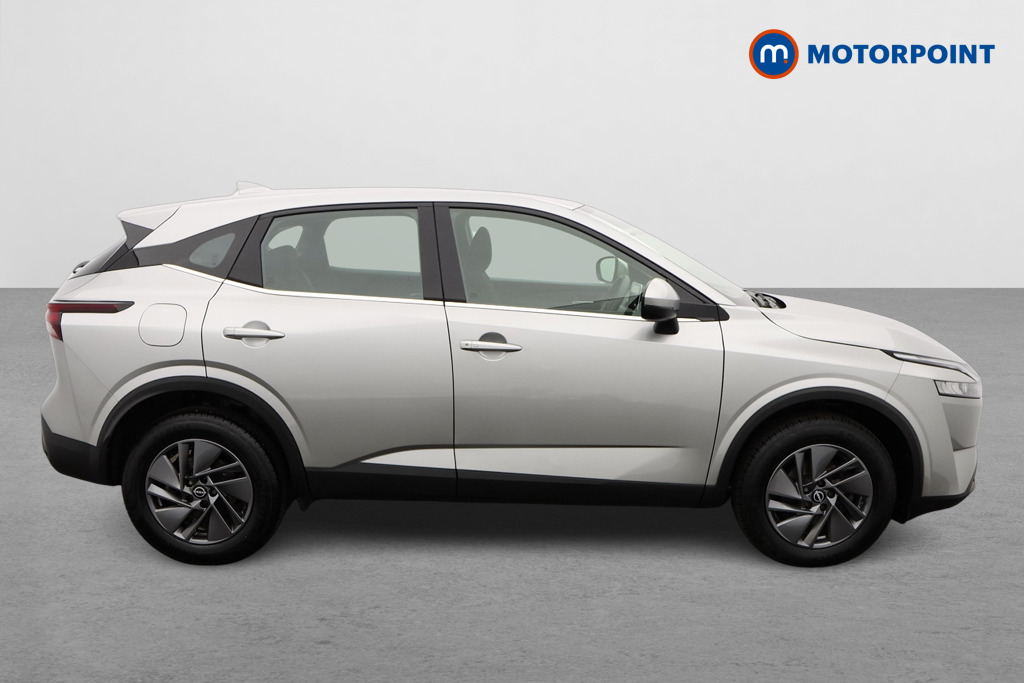 Nissan Qashqai Acenta Premium Automatic Petrol SUV - Stock Number (1577538) - Drivers side