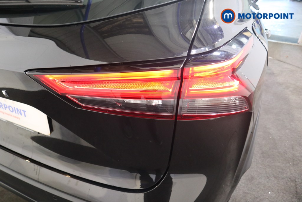 Nissan Qashqai Acenta Premium Automatic Petrol SUV - Stock Number (1577542) - 18th supplementary image