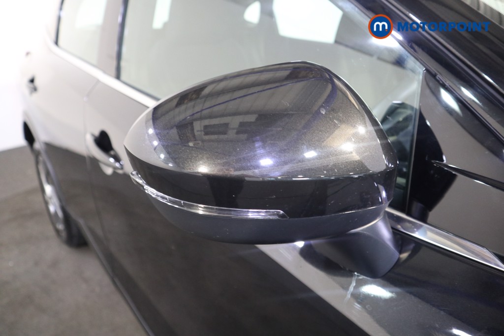 Nissan Qashqai Acenta Premium Automatic Petrol SUV - Stock Number (1577542) - 20th supplementary image