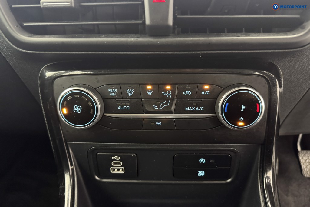 Ford Ecosport Titanium Manual Petrol SUV - Stock Number (1578463) - 14th supplementary image