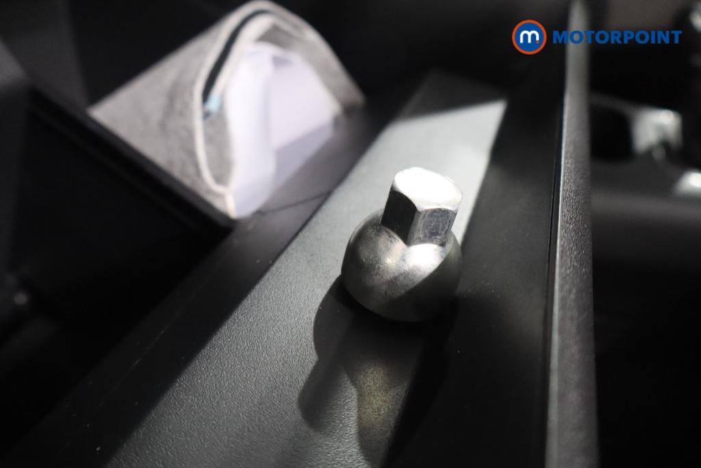 Citroen C3 Plus Automatic Petrol Hatchback - Stock Number (1578485) - 13th supplementary image