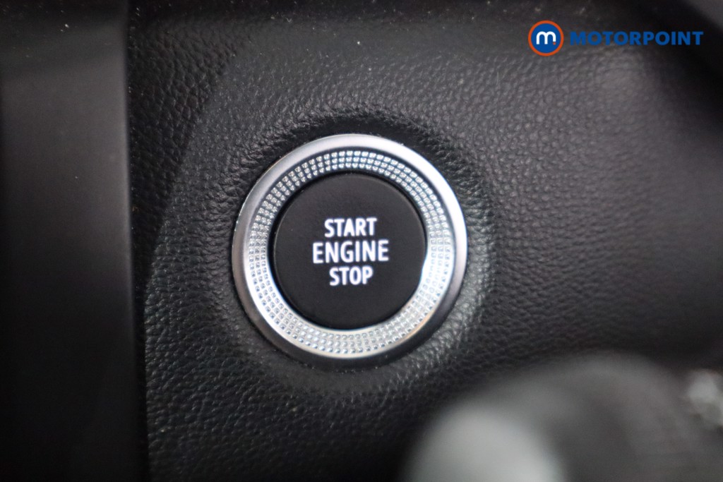 Renault Captur Techno Manual Petrol SUV - Stock Number (1579111) - 13th supplementary image