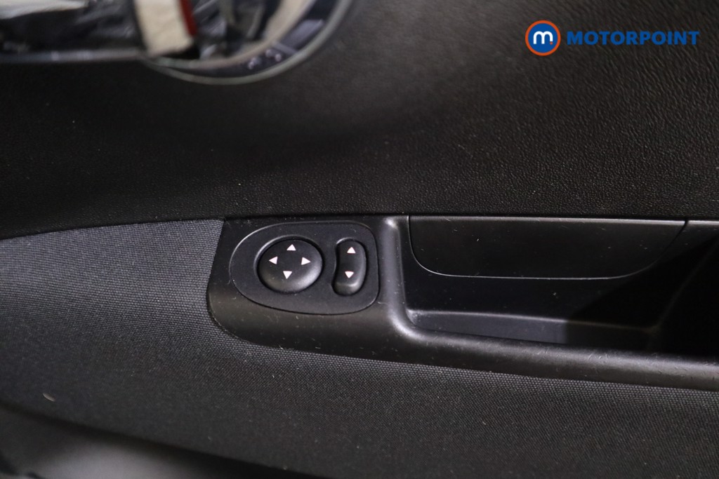 Fiat 500 Lounge Manual Petrol Hatchback - Stock Number (1579532) - 8th supplementary image
