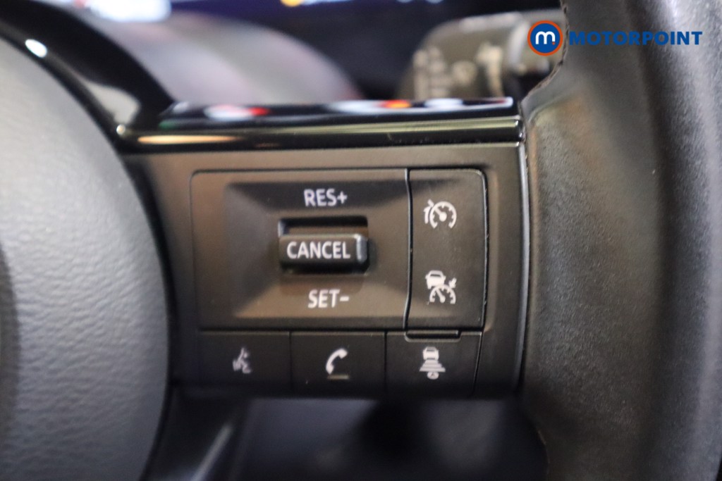 Nissan Qashqai N-Connecta Manual Petrol SUV - Stock Number (1580048) - 11th supplementary image