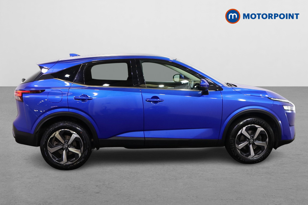 Nissan Qashqai N-Connecta Manual Petrol SUV - Stock Number (1580048) - Drivers side
