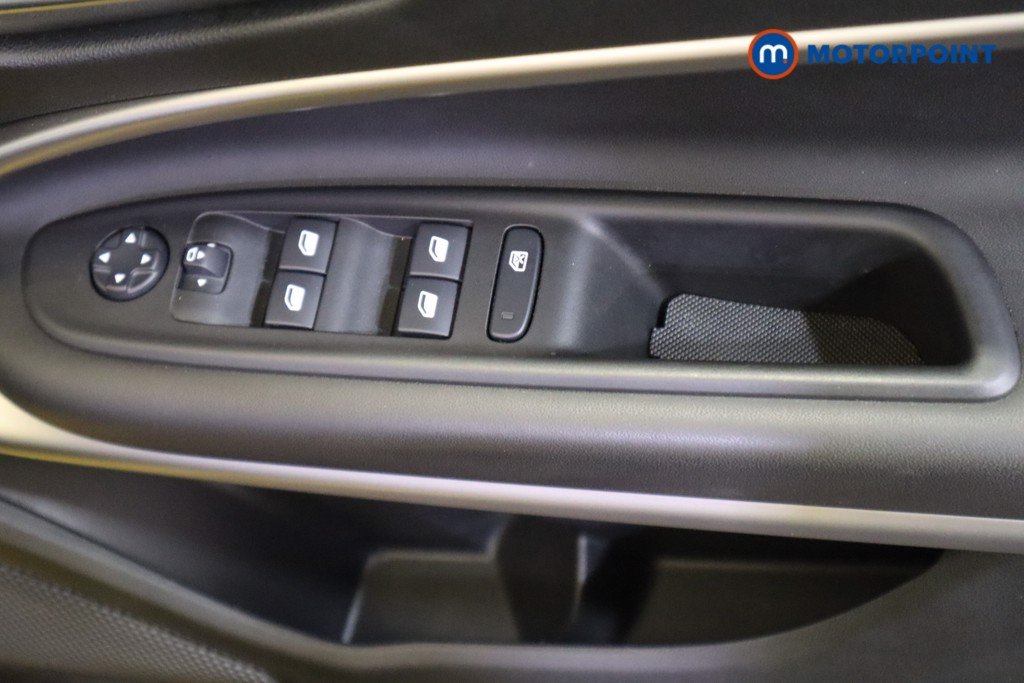Jeep Avenger Summit Automatic Petrol SUV - Stock Number (1580130) - 15th supplementary image