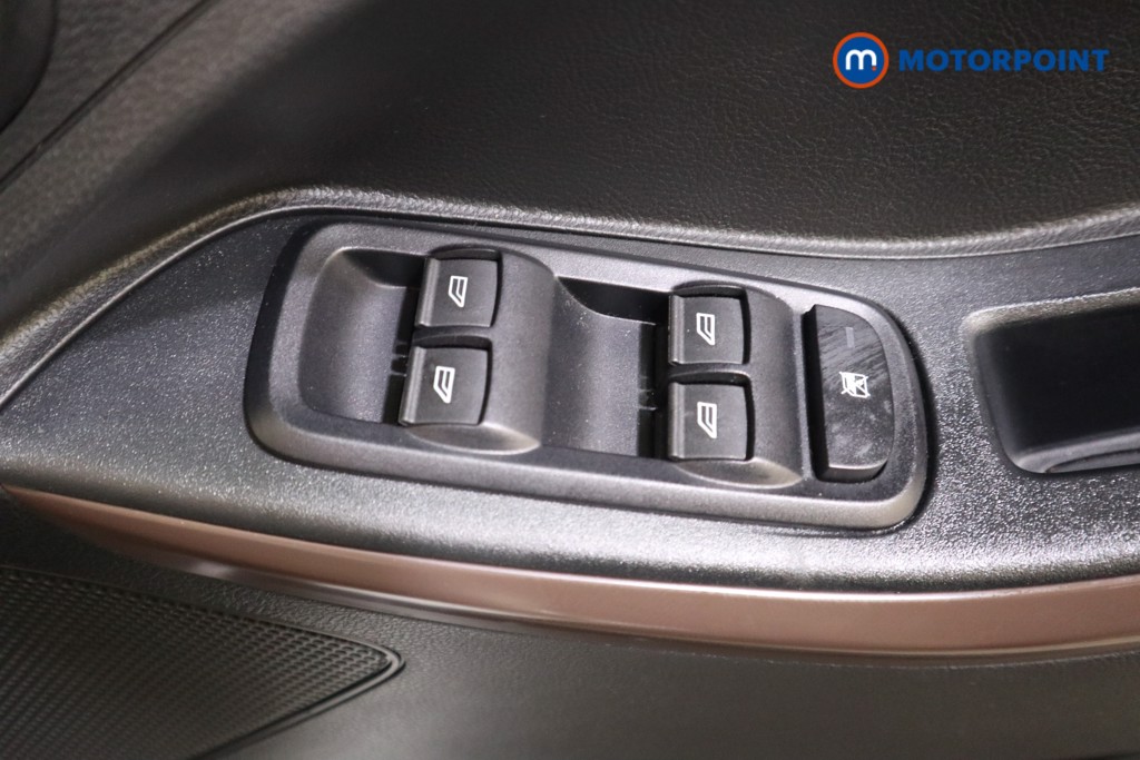 Ford Ka-Plus Active Manual Petrol Hatchback - Stock Number (1580367) - 11th supplementary image