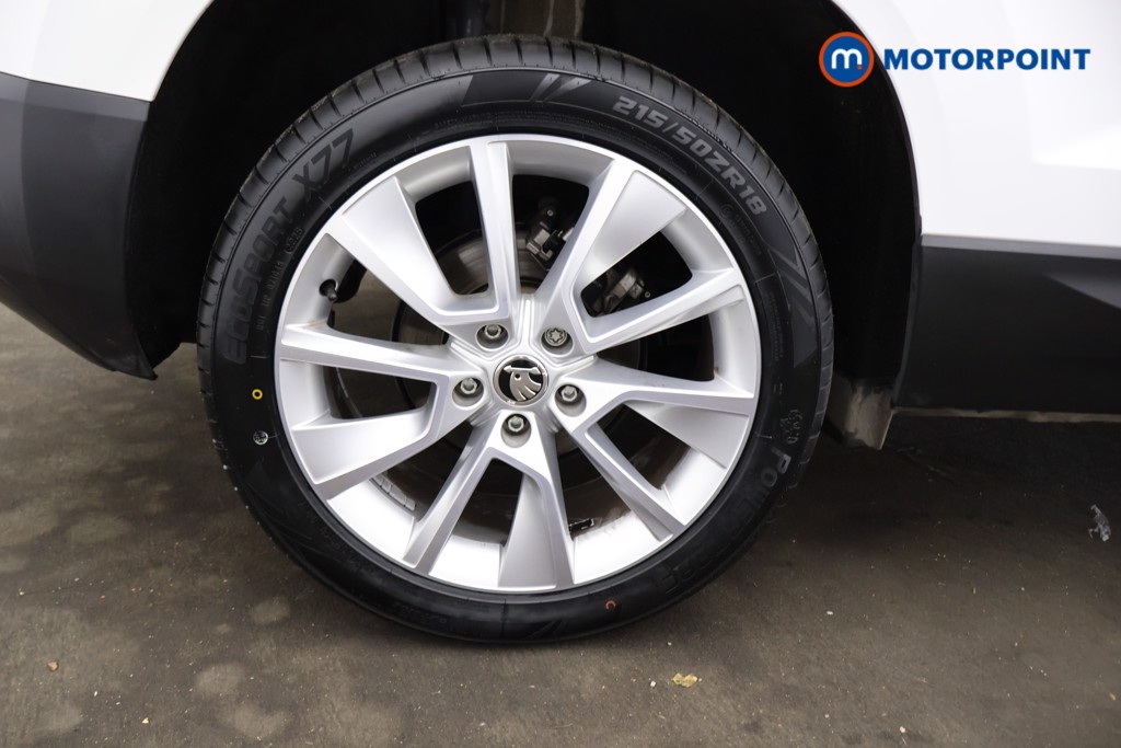 Skoda Karoq Se L Manual Petrol SUV - Stock Number (1580369) - 16th supplementary image