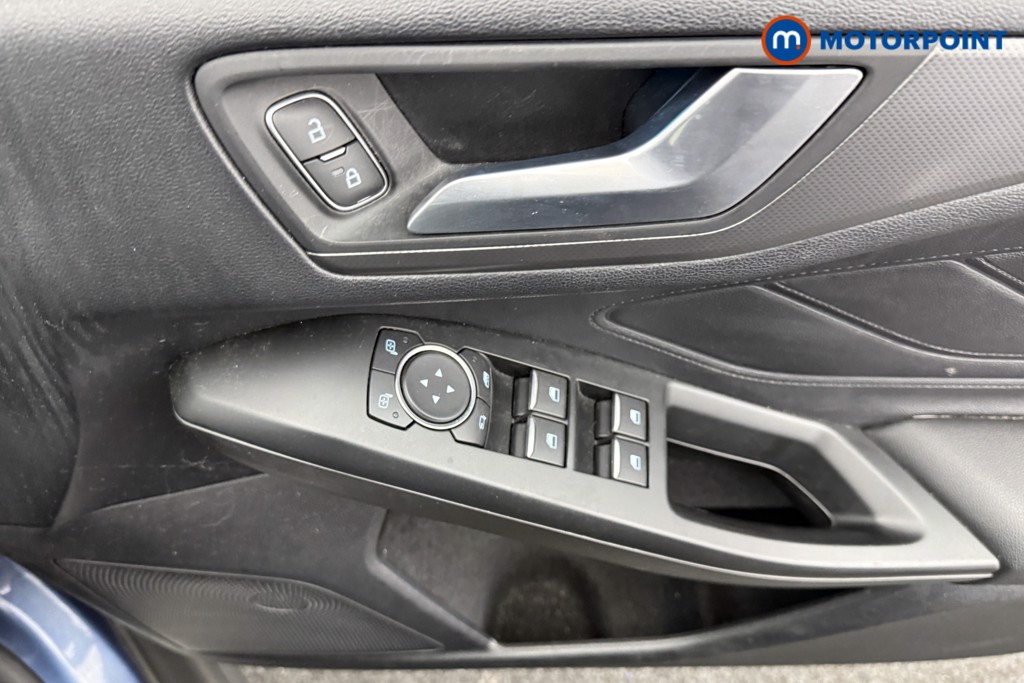 Ford Focus Titanium X Manual Petrol Hatchback - Stock Number (1580489) - 16th supplementary image