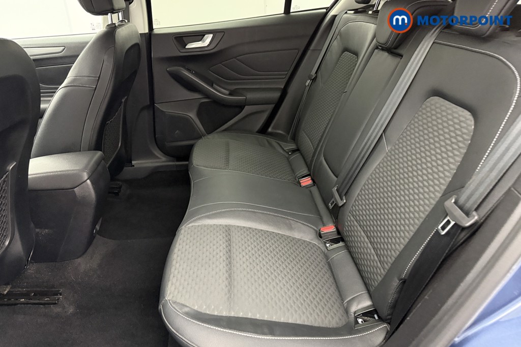 Ford Focus Titanium X Manual Petrol Hatchback - Stock Number (1580489) - 23rd supplementary image