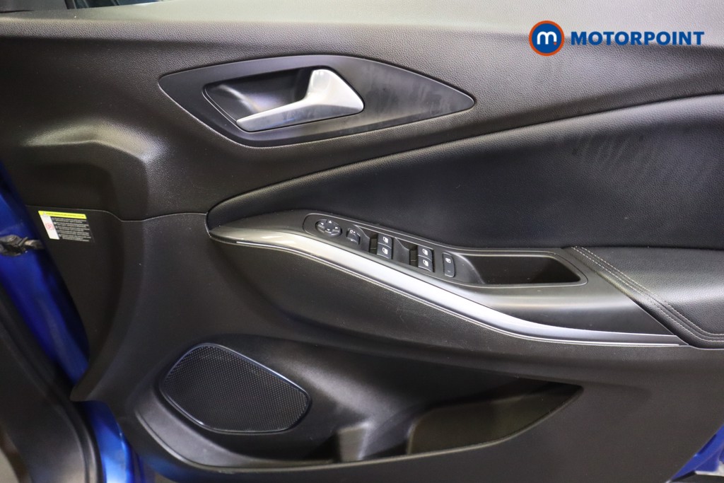Vauxhall Grandland X Sport Nav Manual Petrol SUV - Stock Number (1581078) - 8th supplementary image