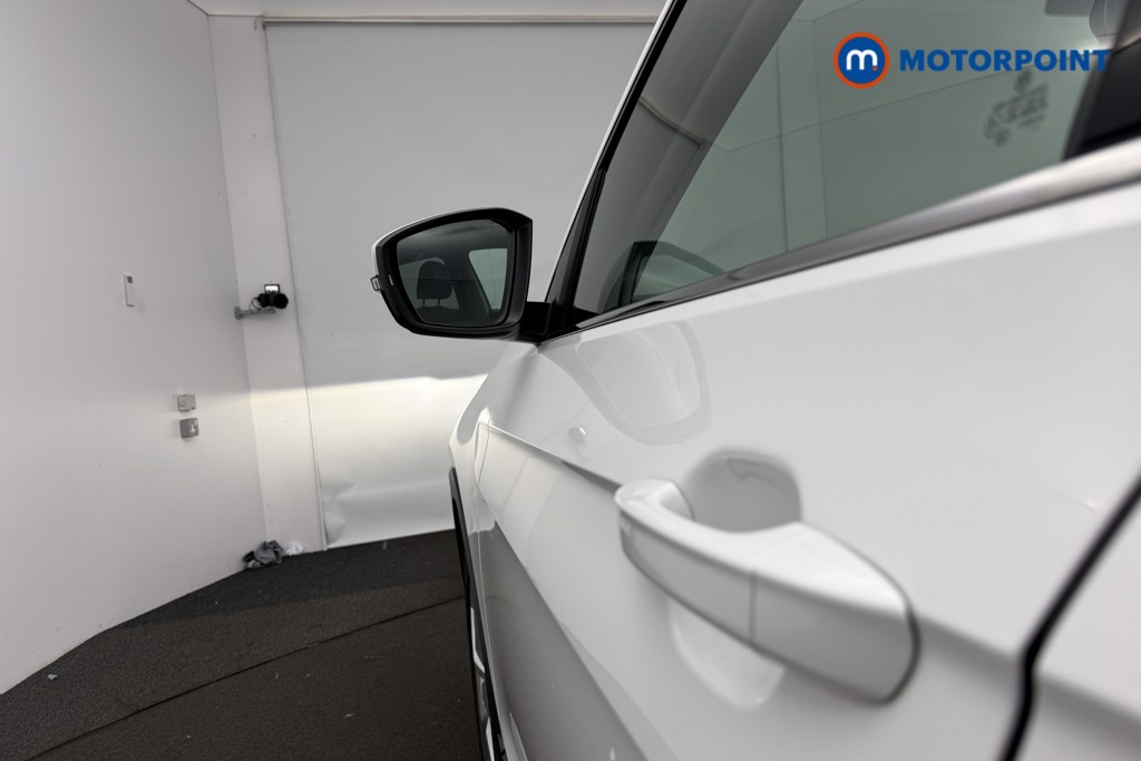 Volkswagen T-Cross SEL Manual Petrol SUV - Stock Number (1581432) - 38th supplementary image