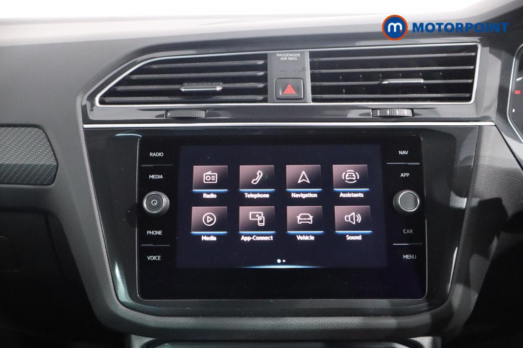 Volkswagen Tiguan R-Line Automatic Diesel SUV - Stock Number (1581435) - 2nd supplementary image