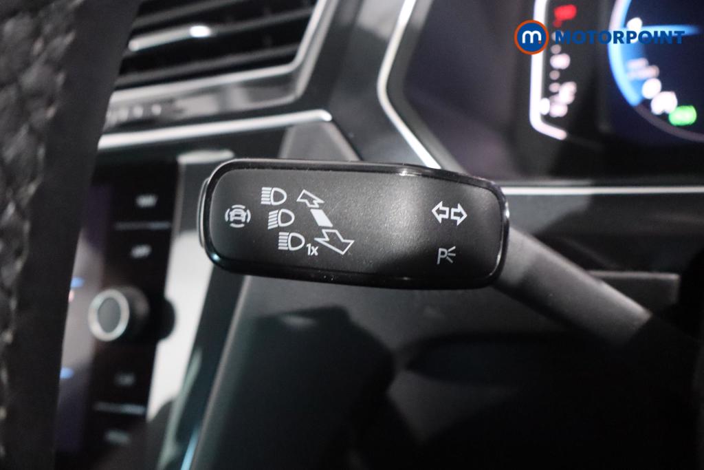 Volkswagen Tiguan R-Line Automatic Diesel SUV - Stock Number (1581435) - 9th supplementary image