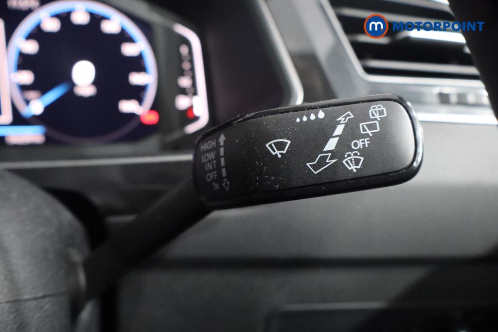 Volkswagen Tiguan R-Line Automatic Diesel SUV - Stock Number (1581435) - 10th supplementary image