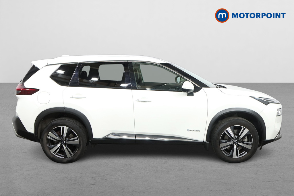 Nissan X-Trail Tekna Automatic Petrol-Electric Hybrid SUV - Stock Number (1581592) - Drivers side