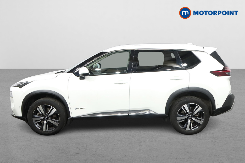 Nissan X-Trail Tekna Automatic Petrol-Electric Hybrid SUV - Stock Number (1581592) - Passenger side