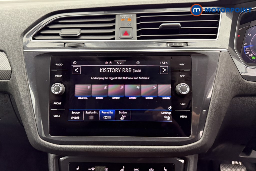 Volkswagen Tiguan Allspace Life Automatic Petrol SUV - Stock Number (1581642) - 6th supplementary image