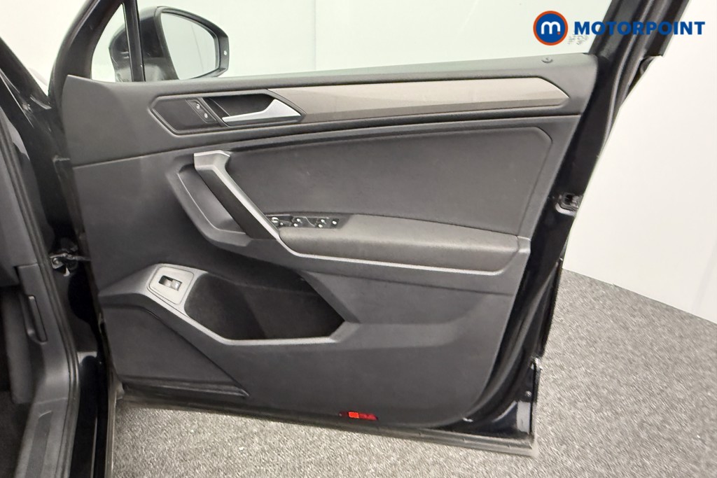 Volkswagen Tiguan Allspace Life Automatic Petrol SUV - Stock Number (1581642) - 18th supplementary image