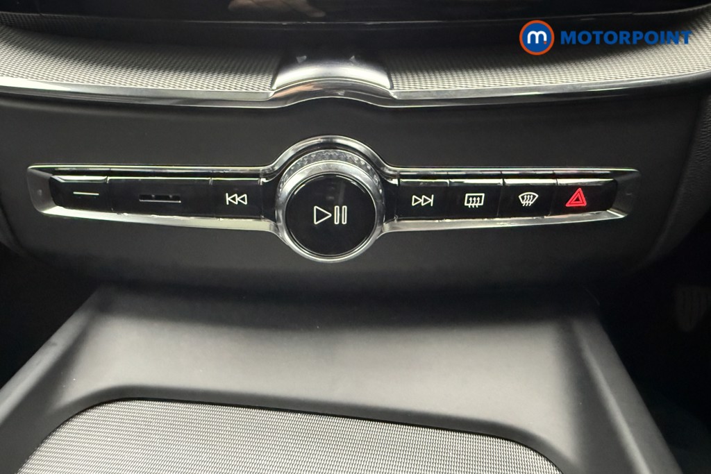 Volvo Xc60 Plus Automatic Petrol Plug-In Hybrid SUV - Stock Number (1581685) - 27th supplementary image