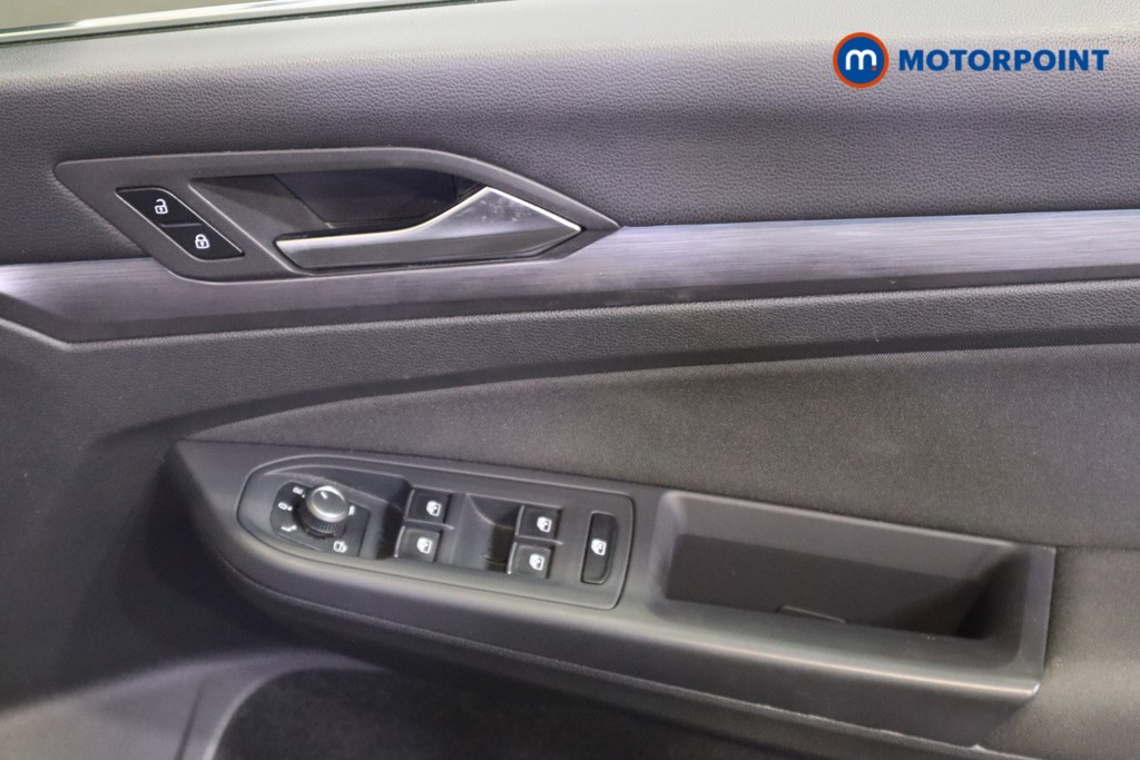 Volkswagen Golf Style Manual Petrol Hatchback - Stock Number (1581794) - 14th supplementary image