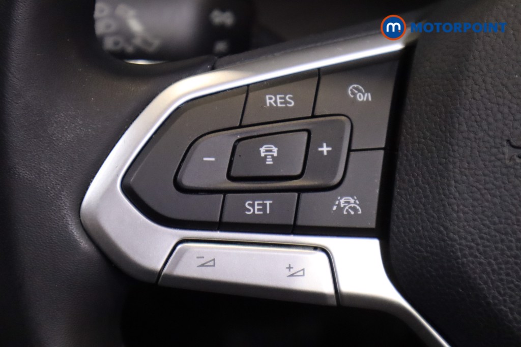Volkswagen Golf Style Manual Petrol Hatchback - Stock Number (1581794) - 17th supplementary image