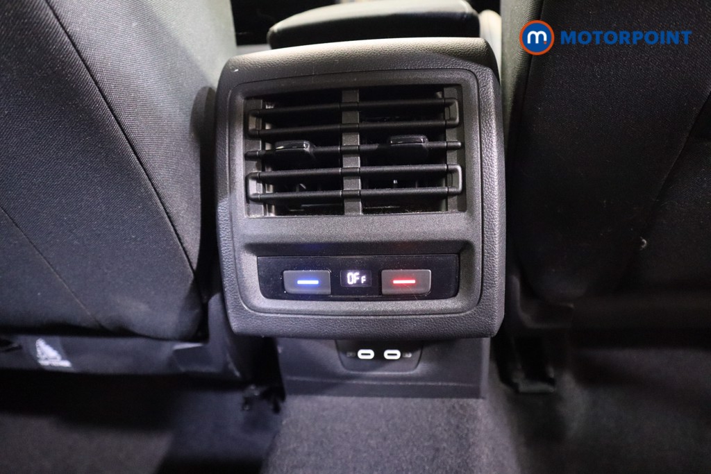 Volkswagen Golf Style Manual Petrol Hatchback - Stock Number (1581794) - 29th supplementary image