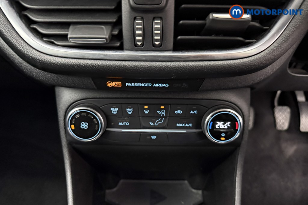 Ford Fiesta Titanium Manual Diesel Hatchback - Stock Number (1581879) - 10th supplementary image