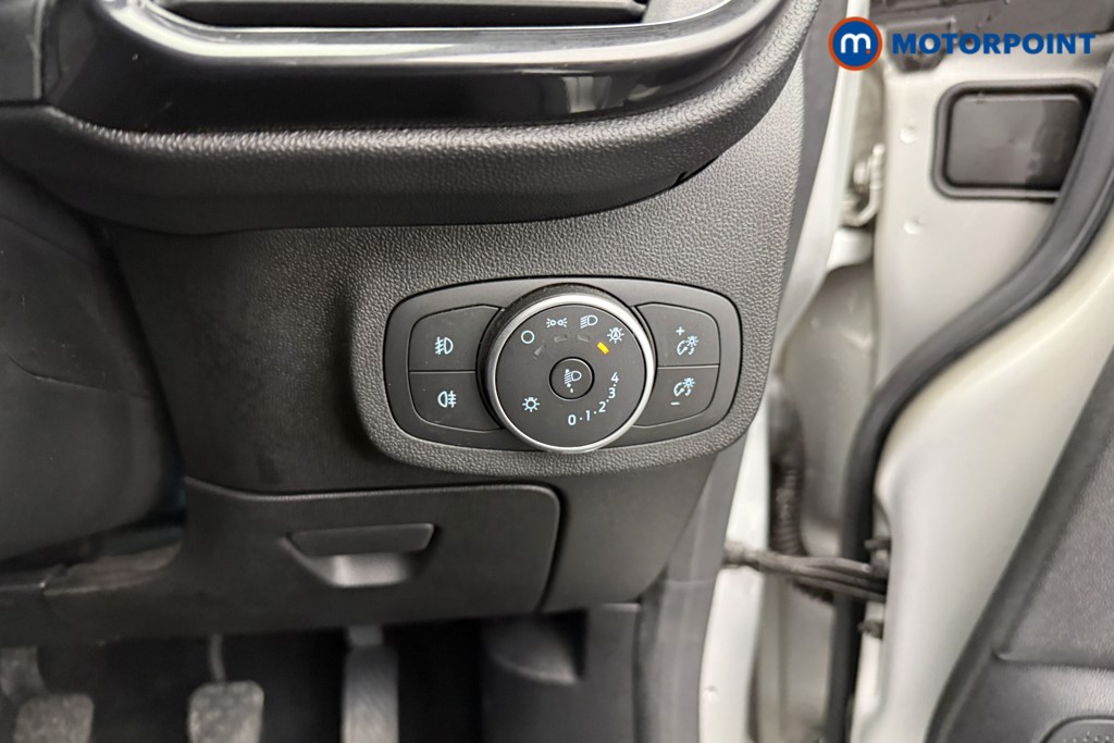 Ford Fiesta Titanium Manual Diesel Hatchback - Stock Number (1581879) - 14th supplementary image