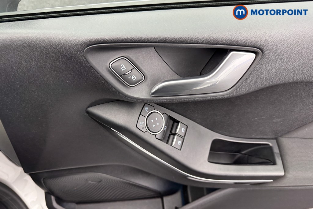 Ford Fiesta Titanium Manual Diesel Hatchback - Stock Number (1581879) - 15th supplementary image