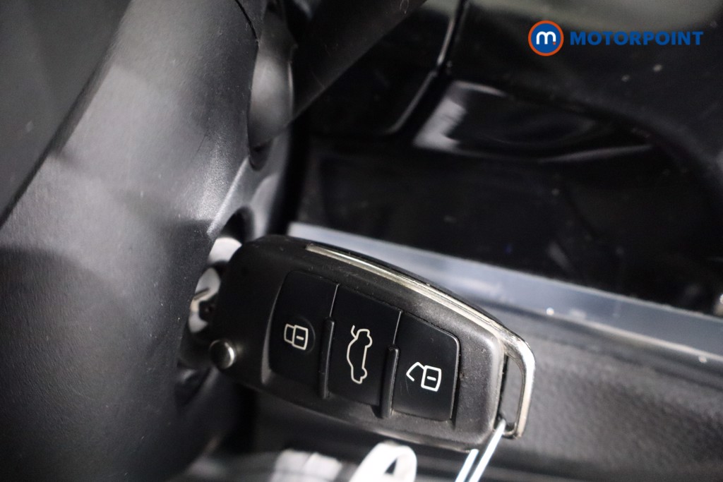 Audi Q3 S Line Manual Petrol SUV - Stock Number (1581977) - 16th supplementary image