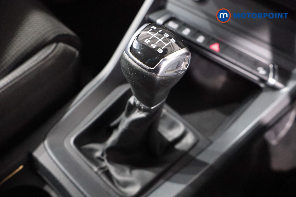 Audi Q3 S Line Manual Petrol SUV - Stock Number (1581977) - 17th supplementary image