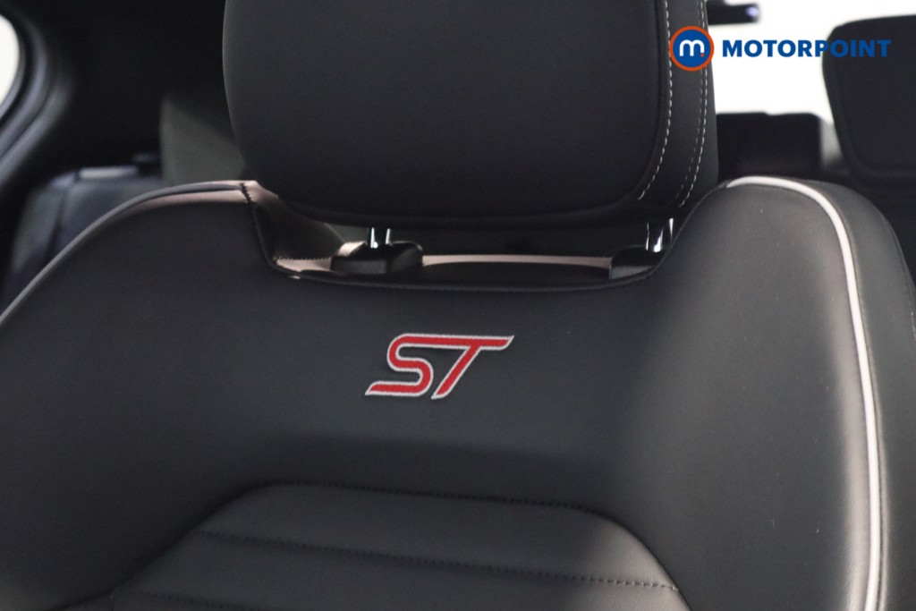 Ford Focus ST Manual Petrol Hatchback - Stock Number (1582090) - 16th supplementary image