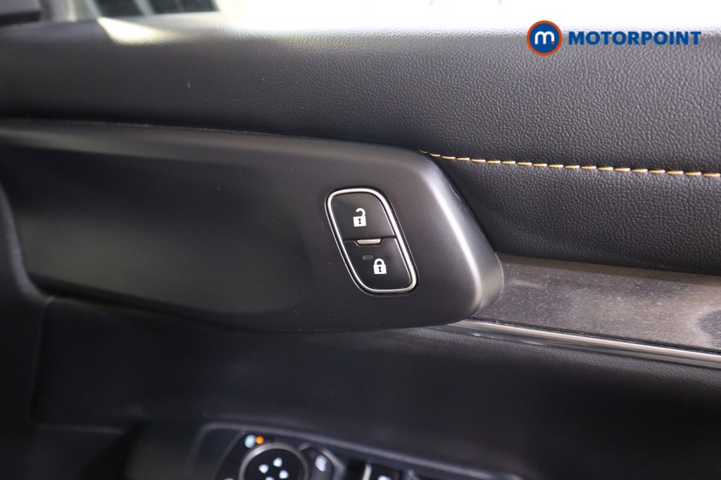 Ford Ranger Wildtrak Automatic Diesel Double Cab Pick-Up - Stock Number (1582216) - 9th supplementary image