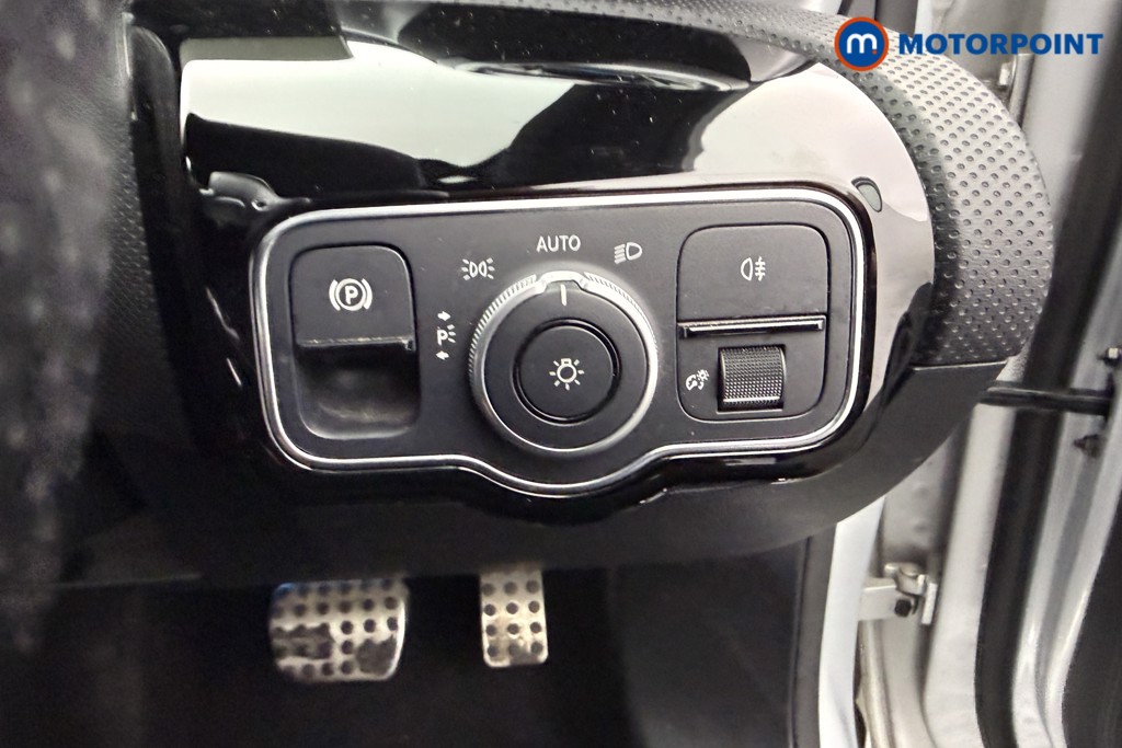 Mercedes-Benz A Class Amg Line Automatic Petrol Plug-In Hybrid Hatchback - Stock Number (1582312) - 10th supplementary image