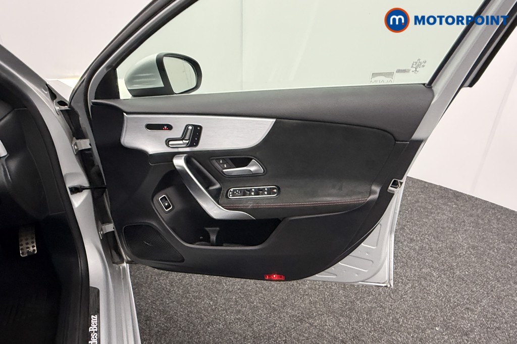 Mercedes-Benz A Class Amg Line Automatic Petrol Plug-In Hybrid Hatchback - Stock Number (1582312) - 13th supplementary image