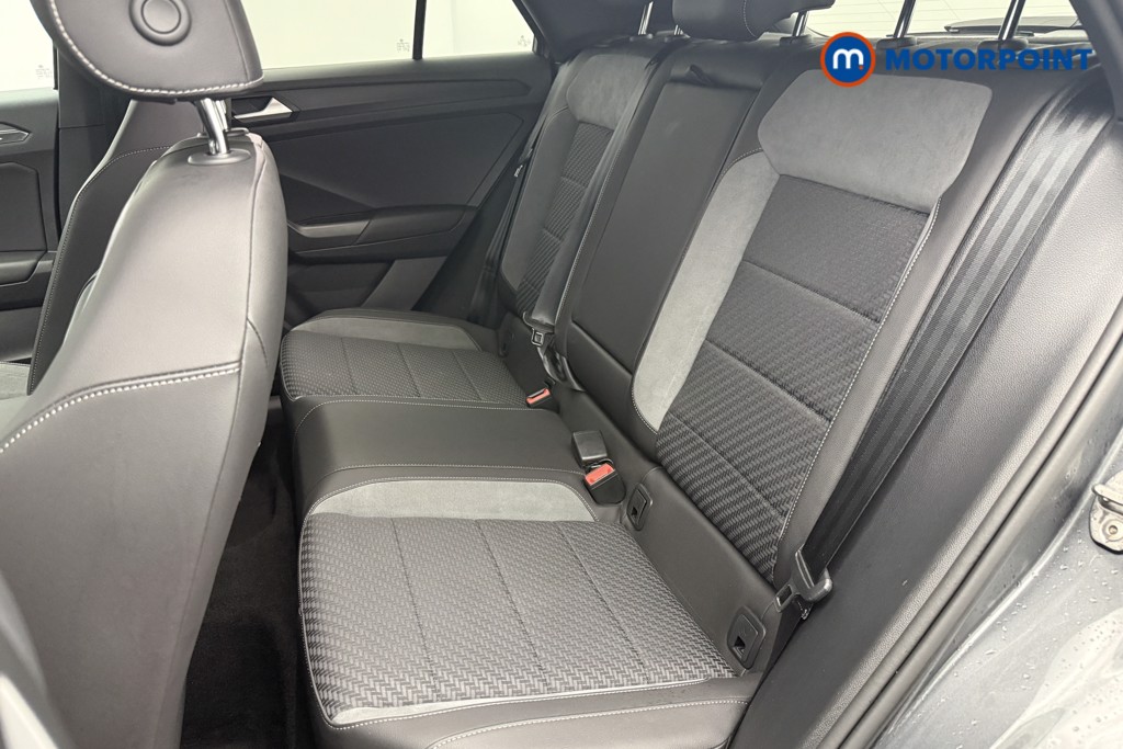 Volkswagen T-Roc R-Line Automatic Petrol SUV - Stock Number (1582595) - 16th supplementary image