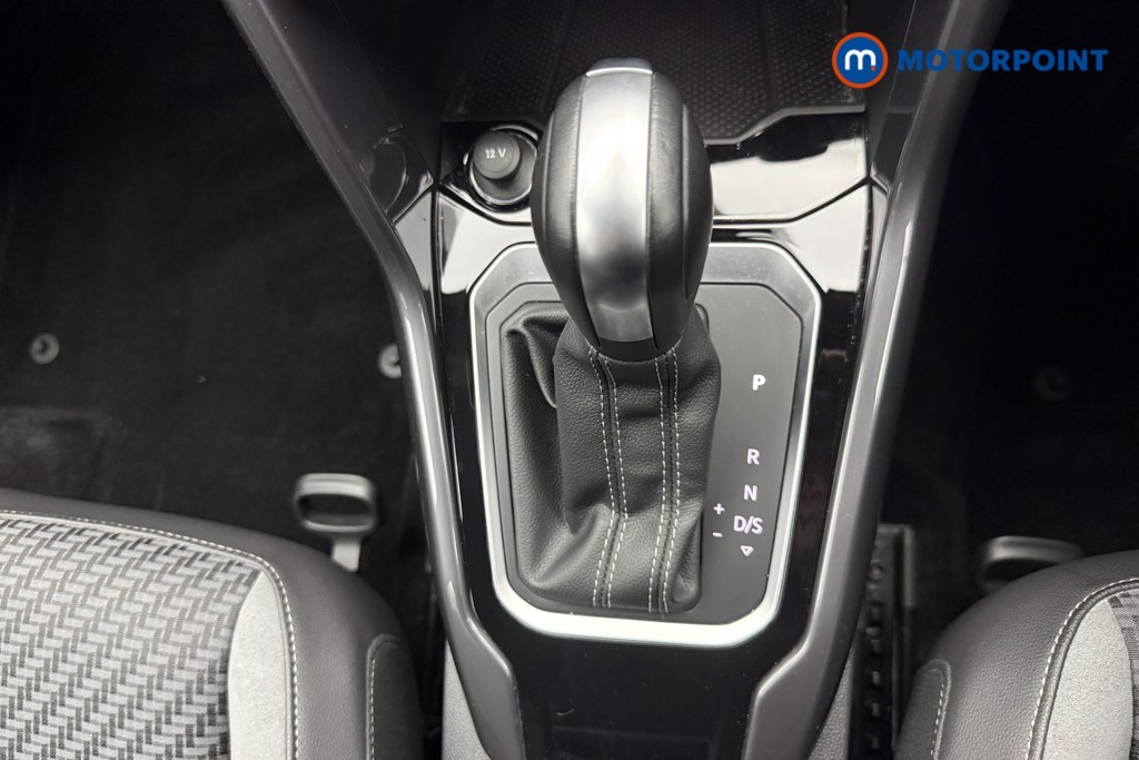 Volkswagen T-Roc R-Line Automatic Petrol SUV - Stock Number (1582595) - 28th supplementary image