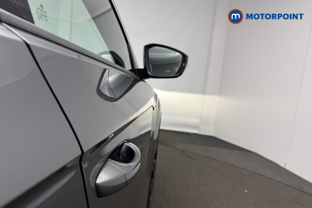 Volkswagen T-Roc R-Line Automatic Petrol SUV - Stock Number (1582595) - 36th supplementary image
