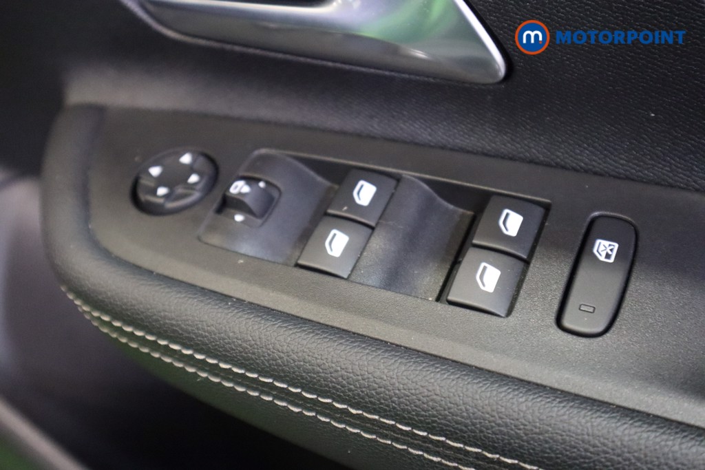 Vauxhall Mokka Ultimate Automatic Electric SUV - Stock Number (1582678) - 9th supplementary image