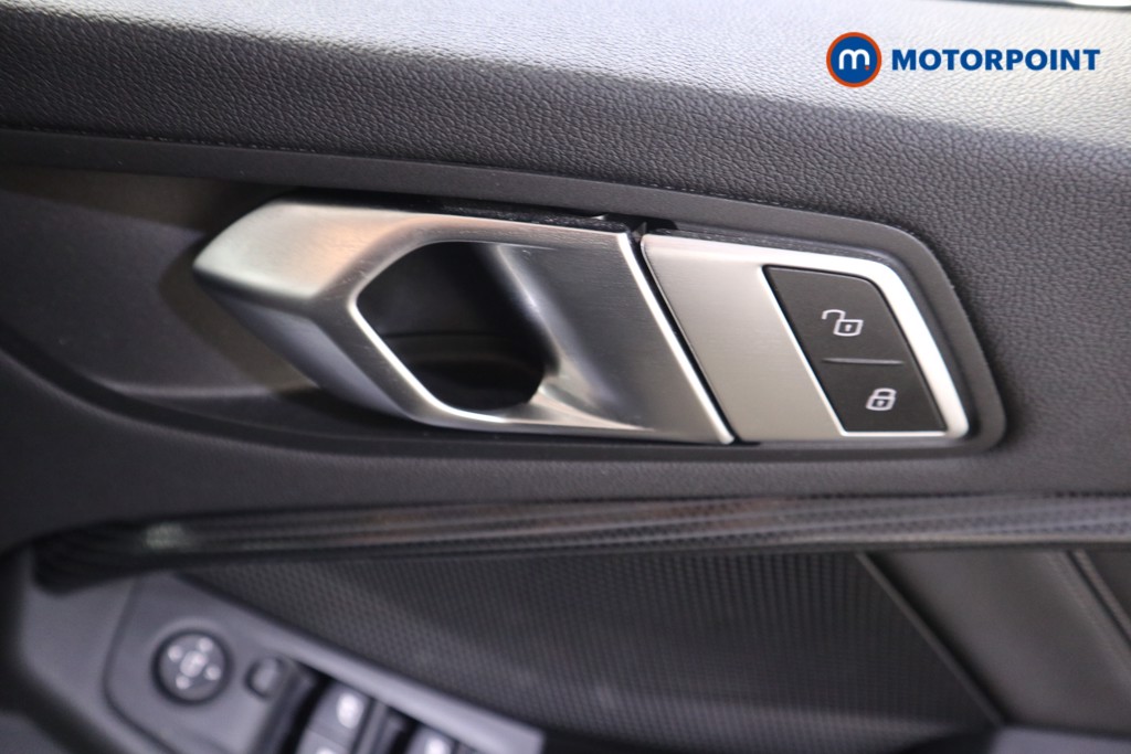 BMW 1 Series Sport Automatic Petrol Hatchback - Stock Number (1582988) - 9th supplementary image