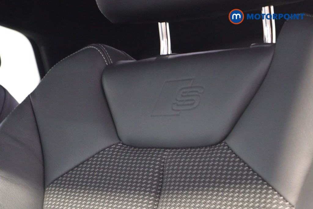 Audi Q3 Black Edition Automatic Petrol SUV - Stock Number (1583082) - 12th supplementary image