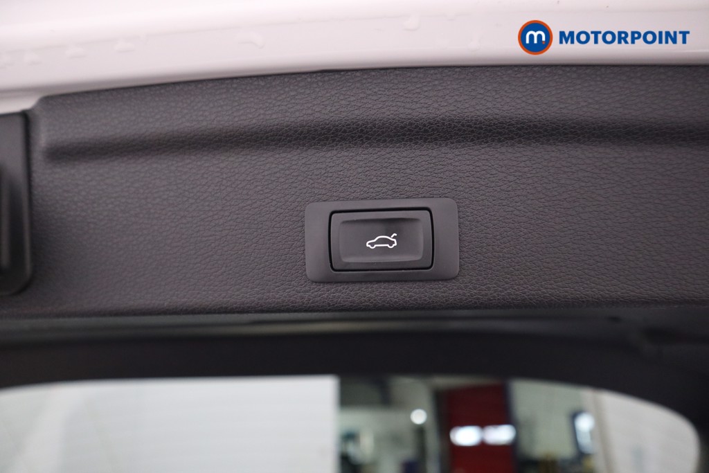 Audi Q3 Black Edition Automatic Petrol SUV - Stock Number (1583082) - 15th supplementary image