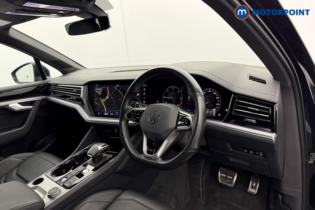 Volkswagen Touareg R-Line Tech Automatic Diesel SUV - Stock Number (1583232) - 4th supplementary image